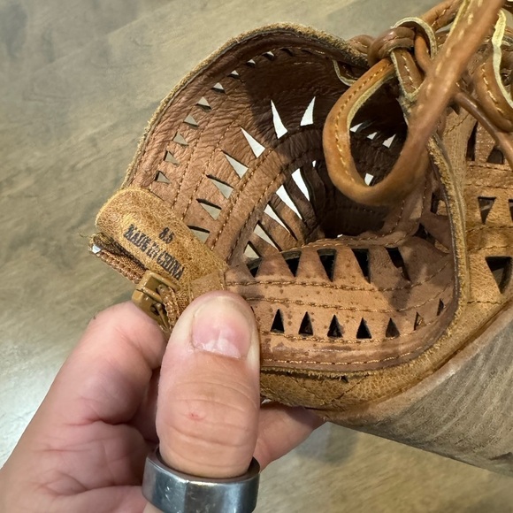 JEFFREY CAMPBELL Tan Suede Rodillo HiWedge Peep Toe Laser Cut Laced Sandals - Picture 7 of 9